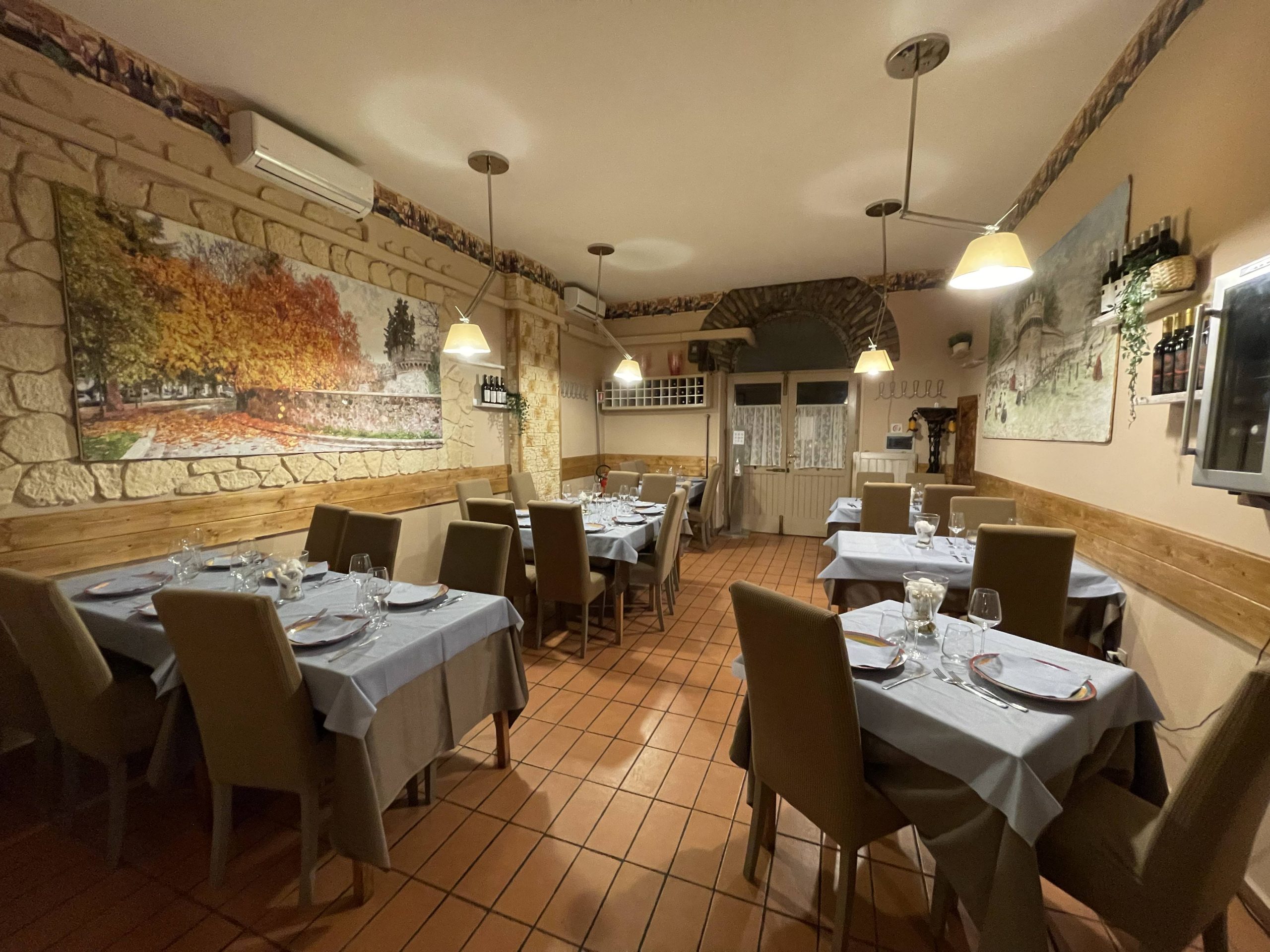 Ristorante Grottaferrata - La casina del Buongusto - Cucina tipica locale e Italiana - Da oltre 15 anni nel cuore di Grottaferrata